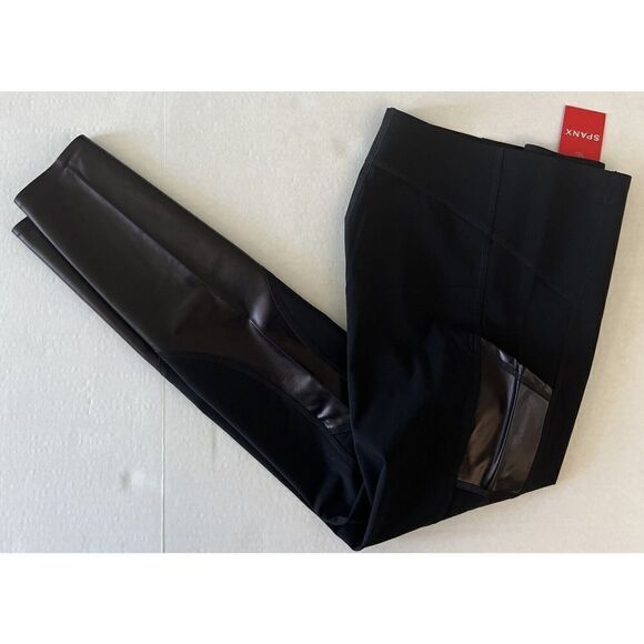 Spanx 20193R Women Sz XS Very Black Every Wear Gloss Pockets Leggings - Picture 6 of 7